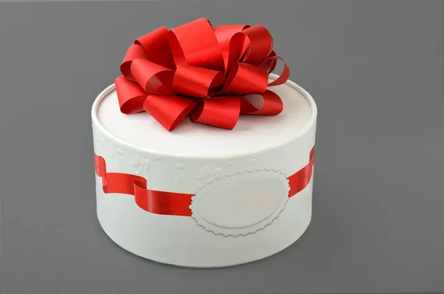 packing, gift, bow, ribbon, box, paper, package, wrapping, anniversary, celebration, giving, packaging, holiday, decoration, surprise, joy, cheerful, fun, ornate, ornament, event, cardboard, elegance, traditional, beauty. 7 packaging design mistakes that hurt unboxing