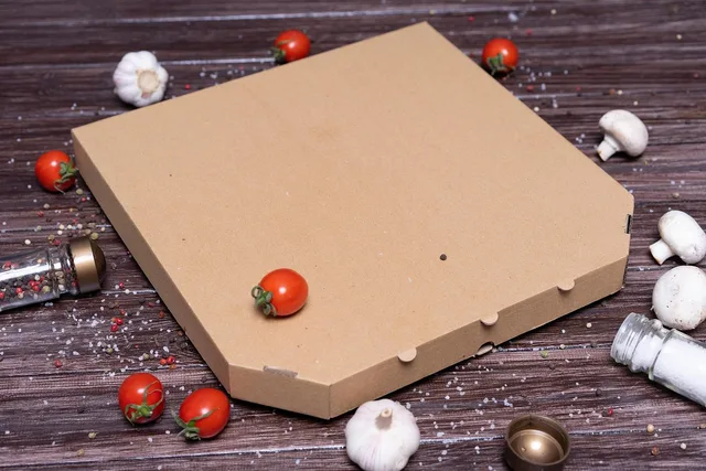 pizza, italian, vegetables, tomato, box, fresh, pepperoni, pepper, pizzeria, package, packaging, container, mock-up, mockup, pizza, pizza, pizza, pizza, pizza, pizzeria, pizzeria, pizzeria, pizzeria, pizzeria, packaging, container, mock-up, mockup, mockup, mockup. When to choose between in-house, freelance or agency packaging marketing models