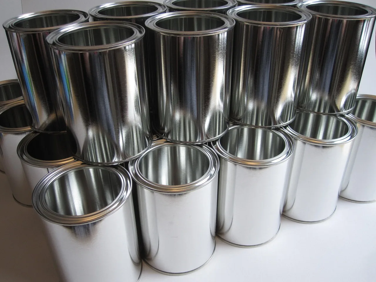look, tin can, looks, metal, white, paper, sheet steel, container, cans, tin, silver, pile, stack